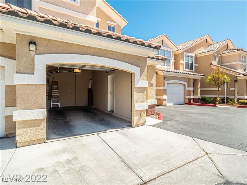 5855 Valley Drive 2018