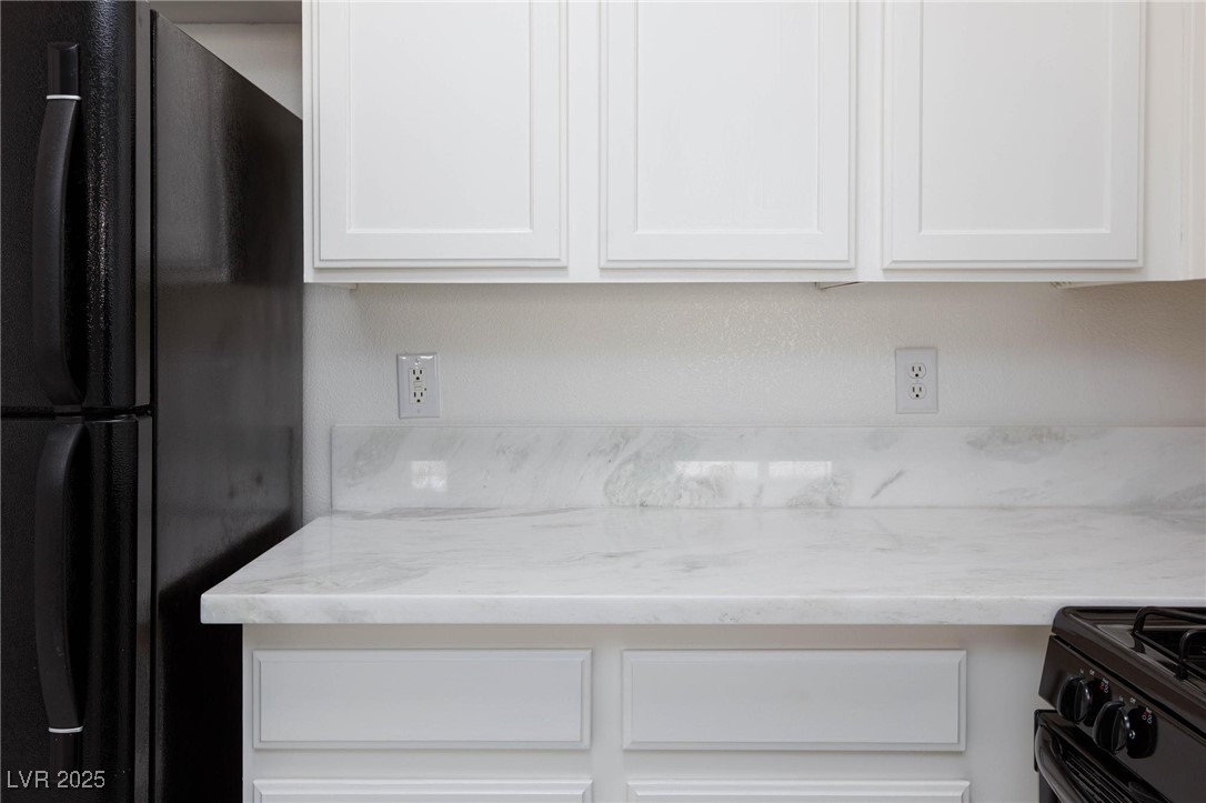 5855 Valley Drive 2018