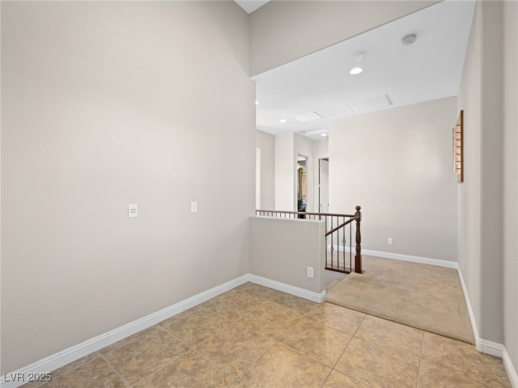 11504 White Cliffs Avenue