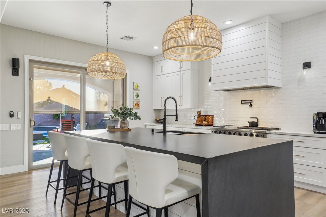 2809 Proust Court