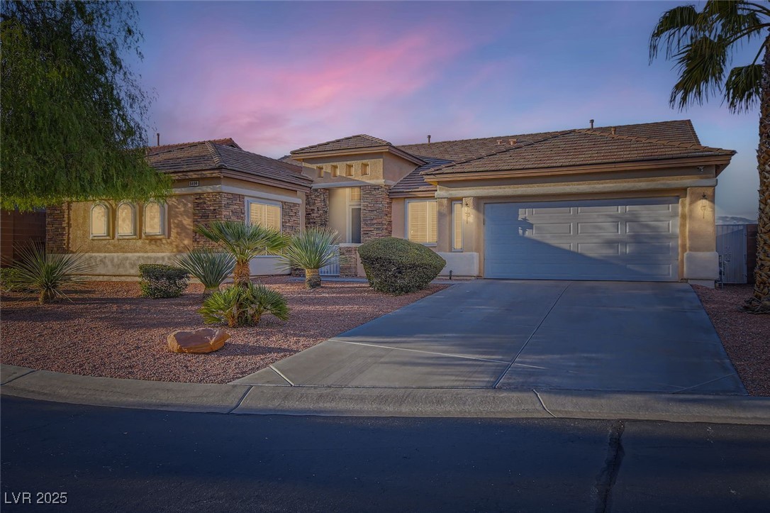 9484 Ebony Rock Avenue