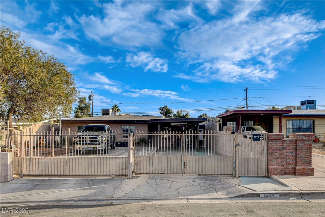 1808 Walnut Avenue