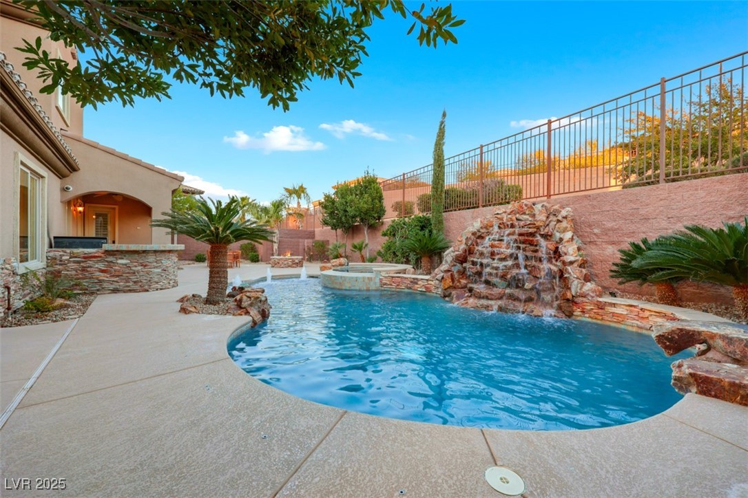 2908 Ferrand Court