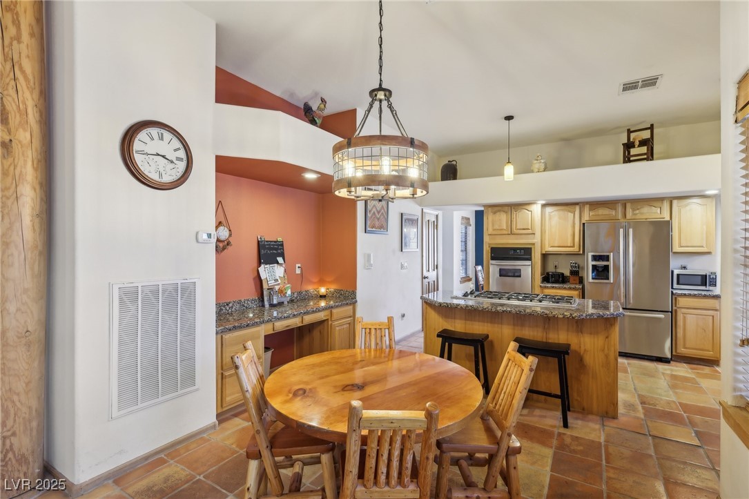 519 North Racetrack Road