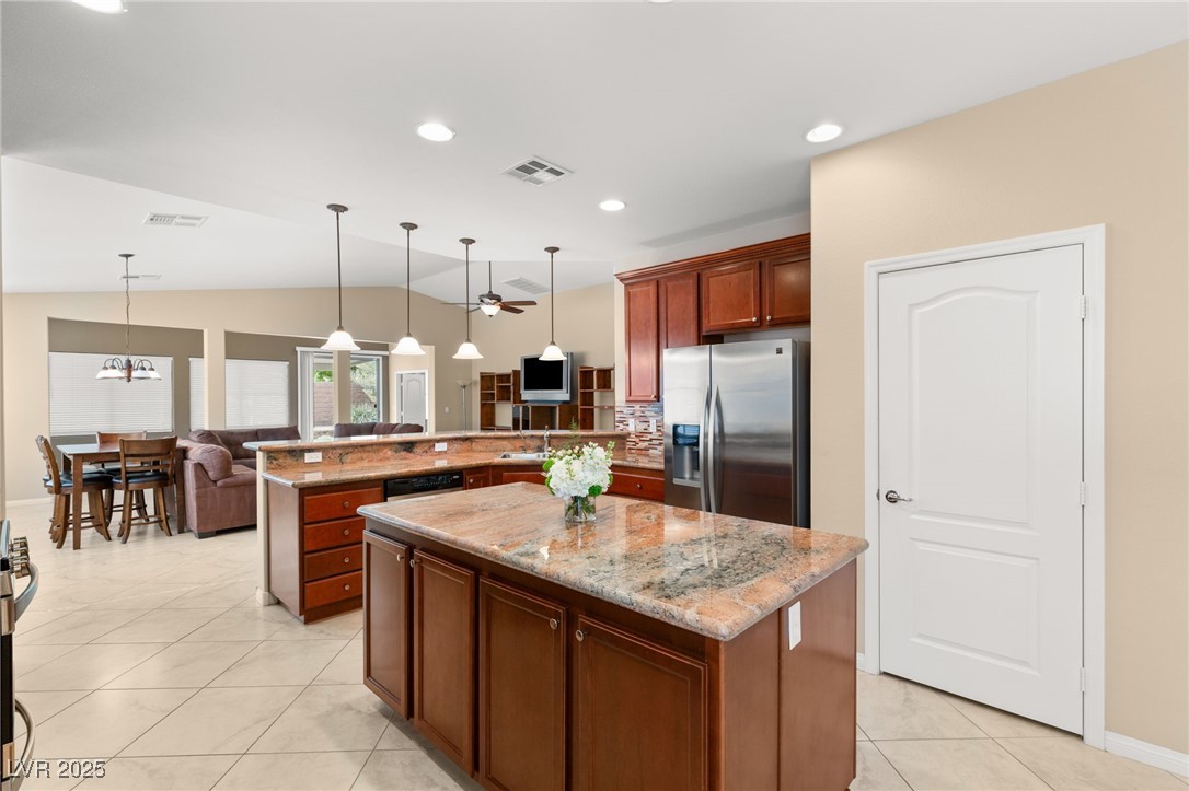 5809 Sagamore Canyon Street