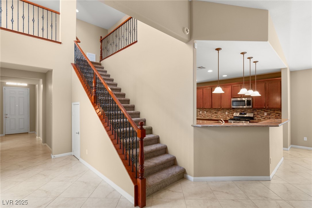 5809 Sagamore Canyon Street