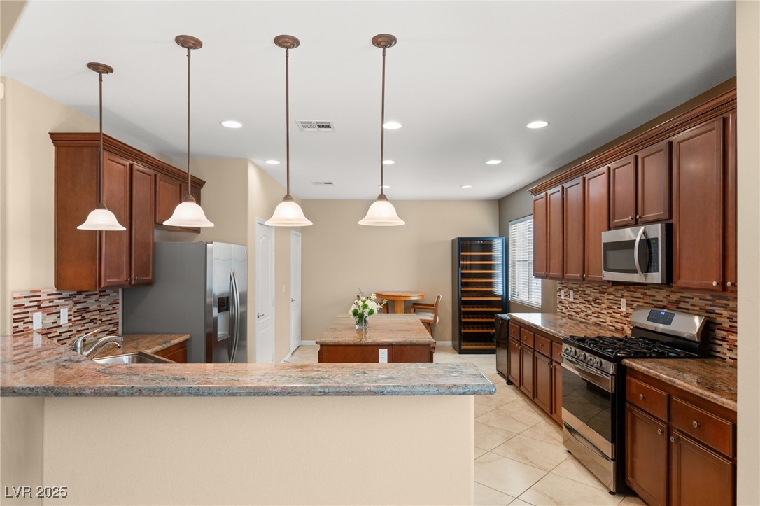 5809 Sagamore Canyon Street