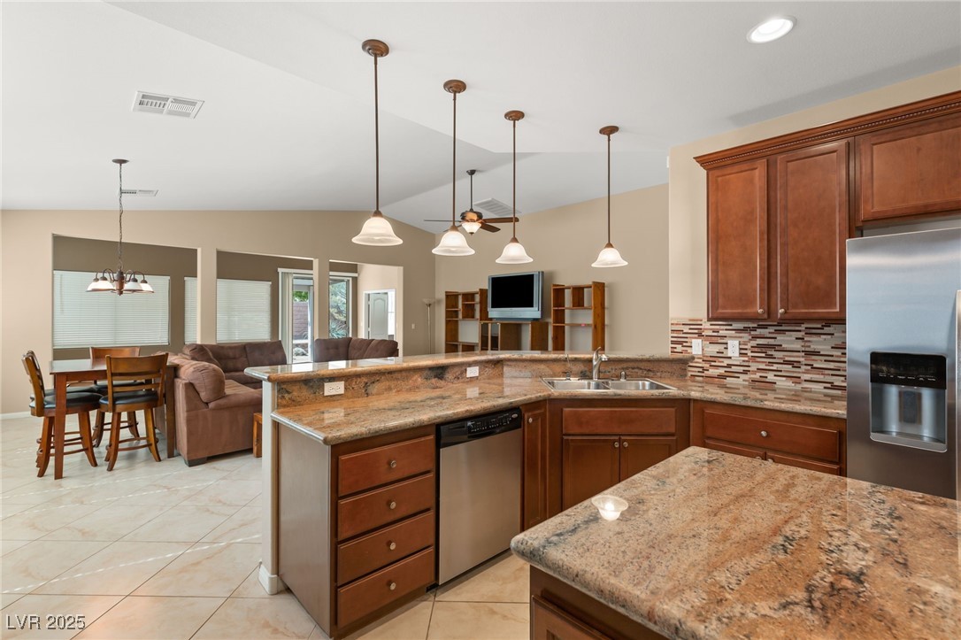 5809 Sagamore Canyon Street