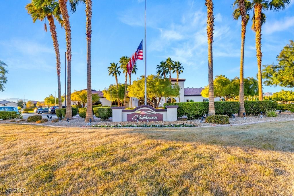 5809 Sagamore Canyon Street