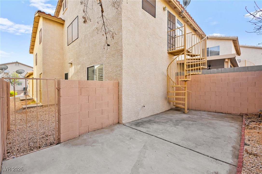7554 Violet Vista Avenue 201