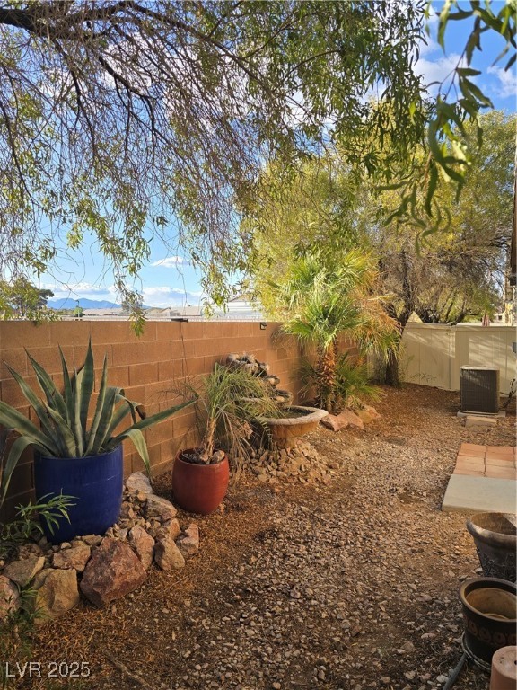 8993 Secret Valley Street