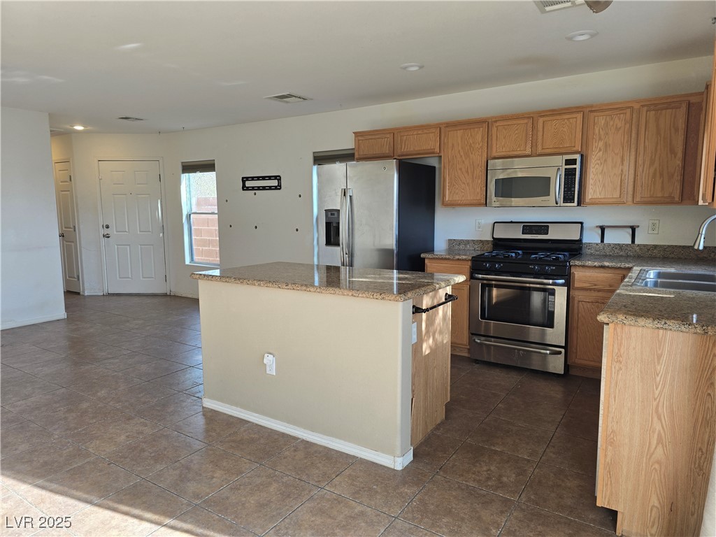 8993 Secret Valley Street