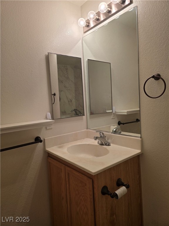 8993 Secret Valley Street