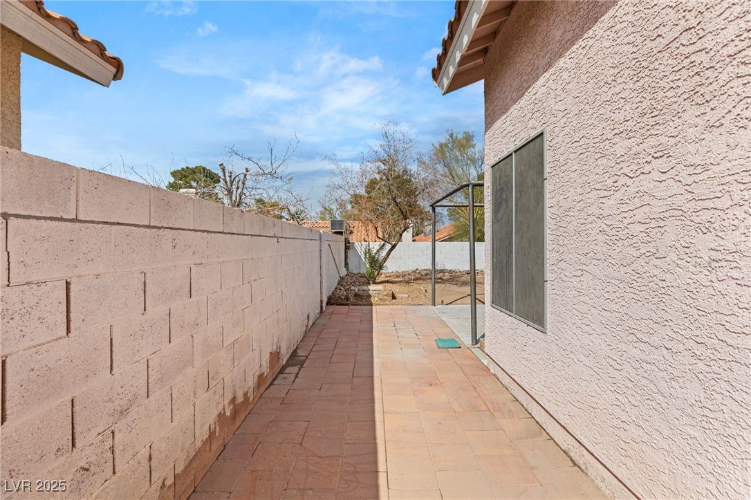 2802 Secret Canyon Road