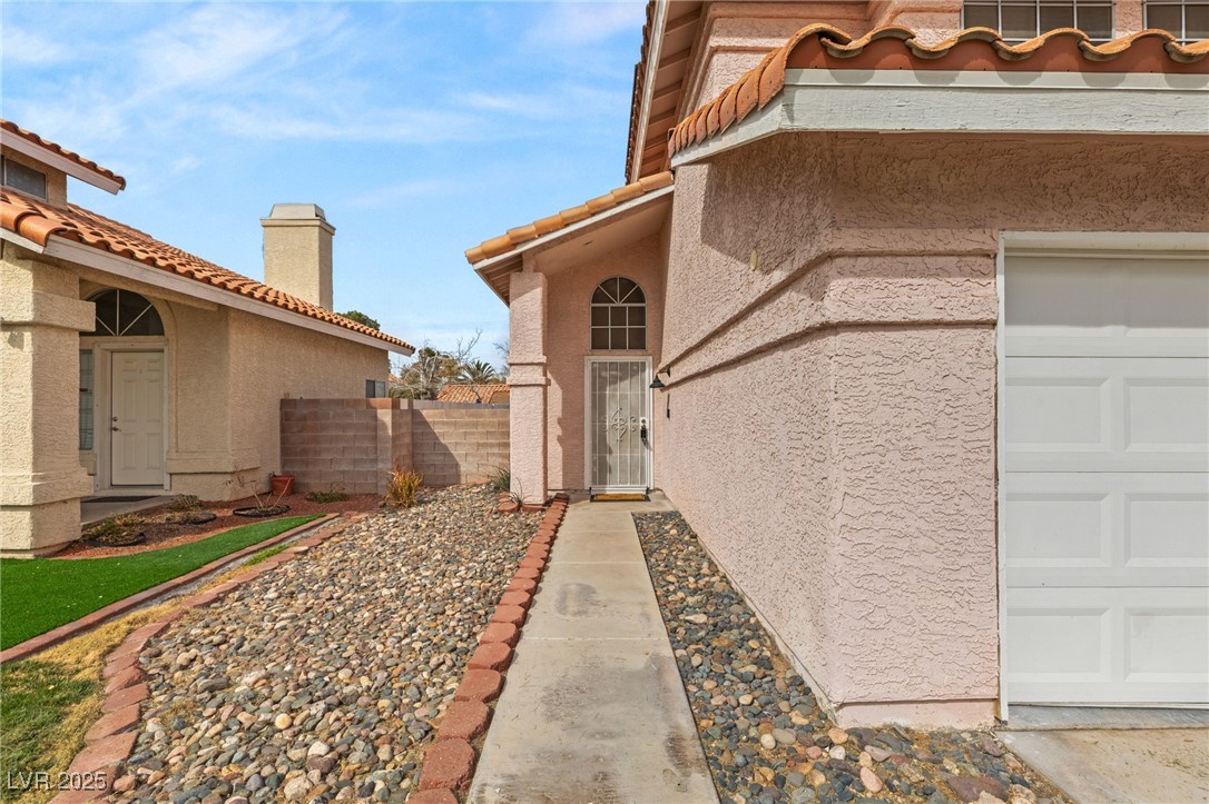 2802 Secret Canyon Road