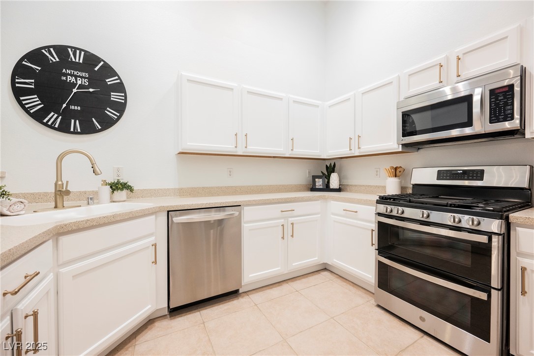 10341 Birch Bluff Lane