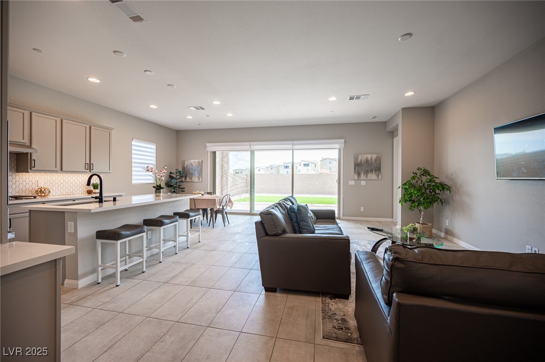 11701 Hatchling Avenue