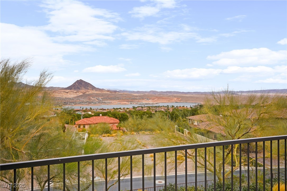 14 Camino Barcelona Place