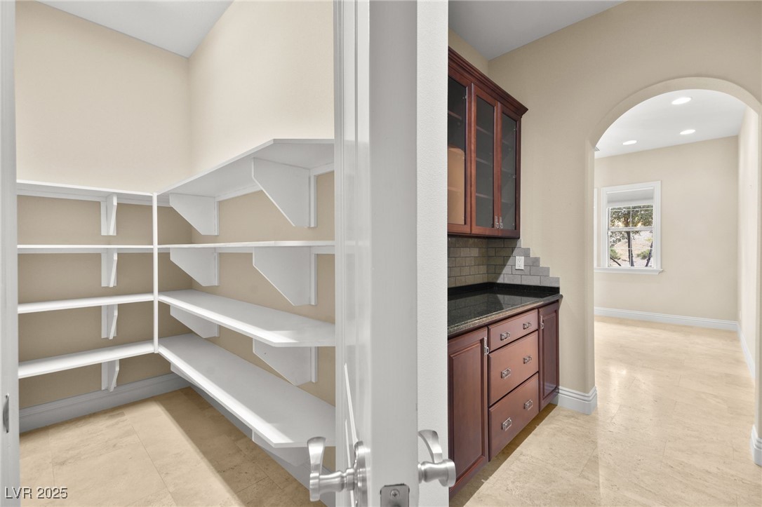 14 Camino Barcelona Place