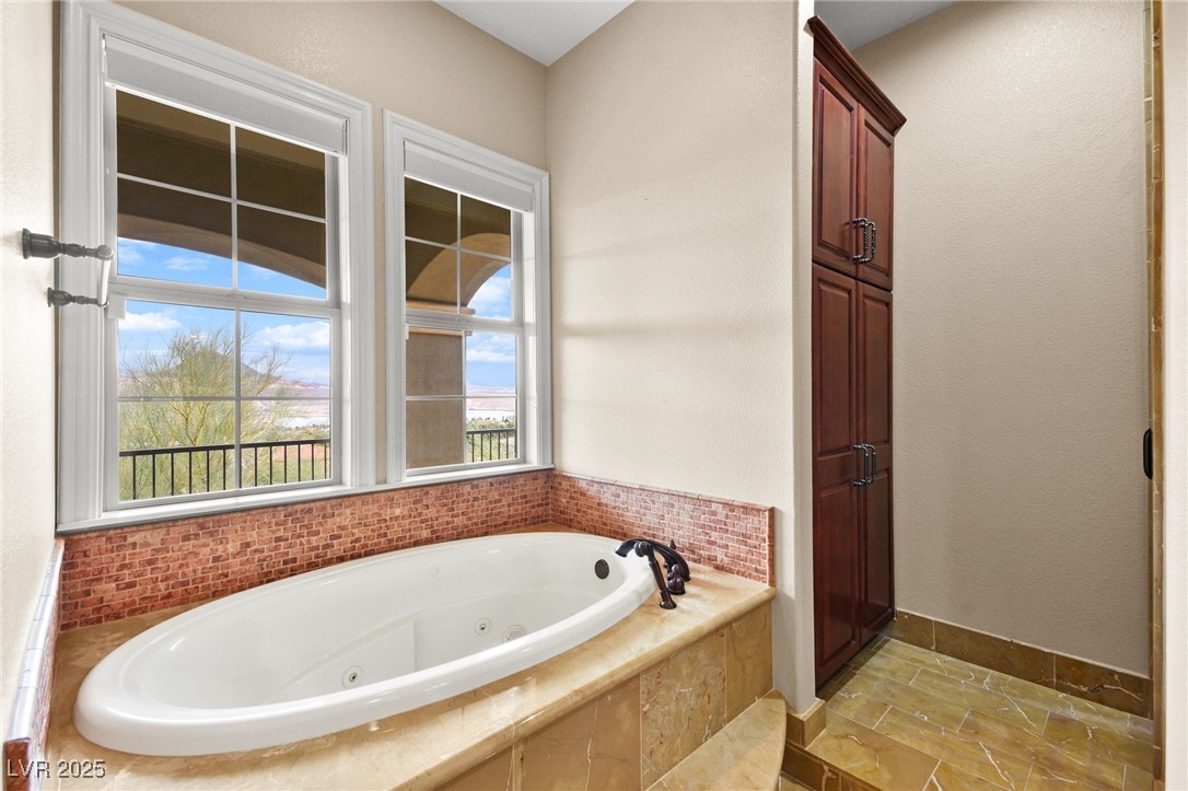 14 Camino Barcelona Place