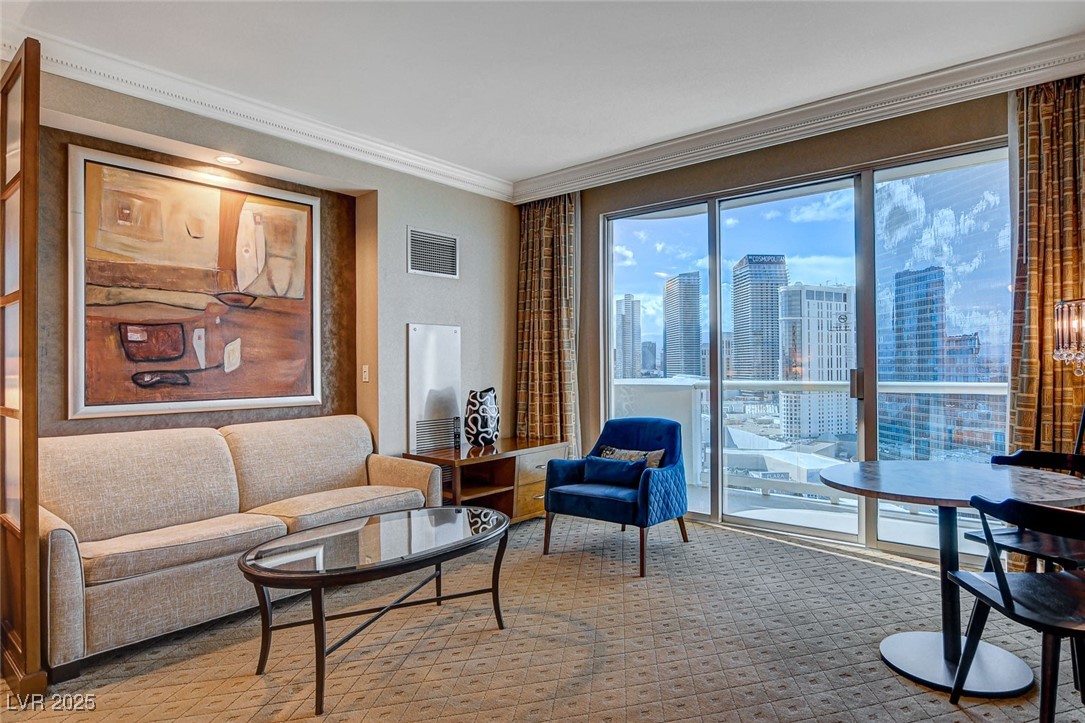 125 East Harmon Avenue 2205