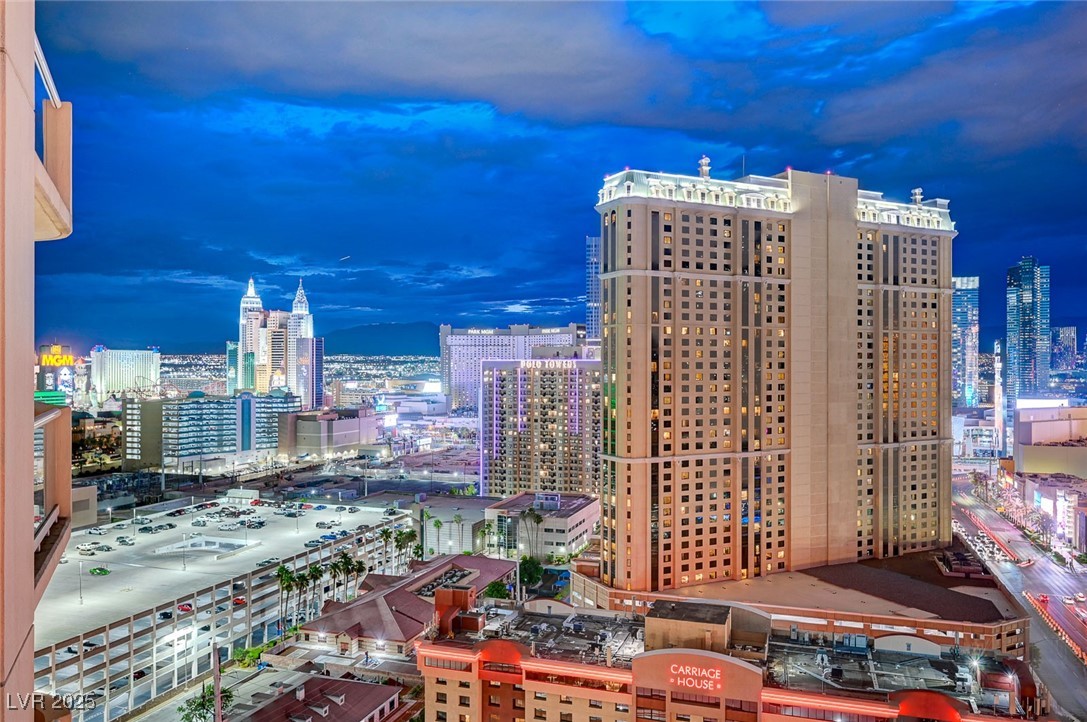 125 East Harmon Avenue 2205