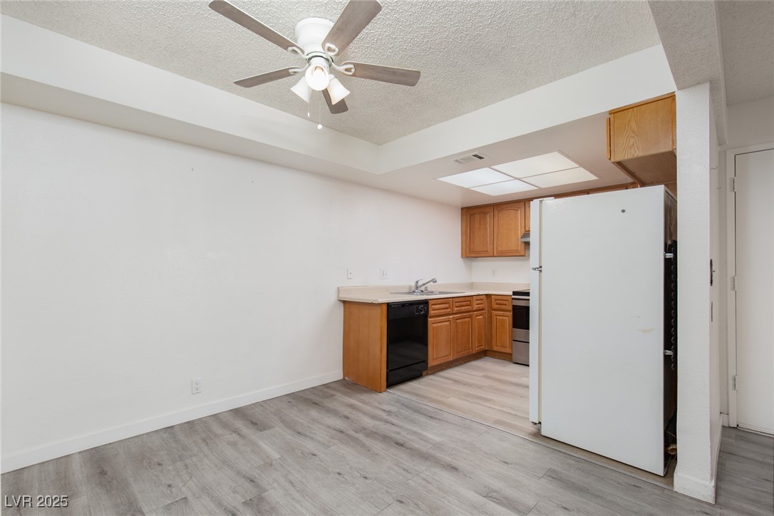 1701 East Katie Avenue 57