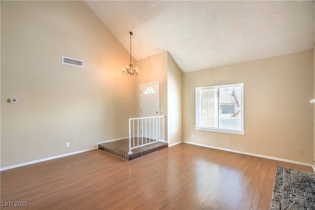 3963 Redwood Street