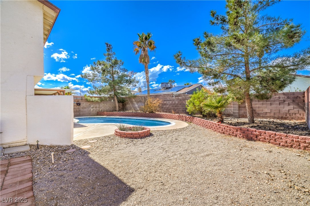 3963 Redwood Street