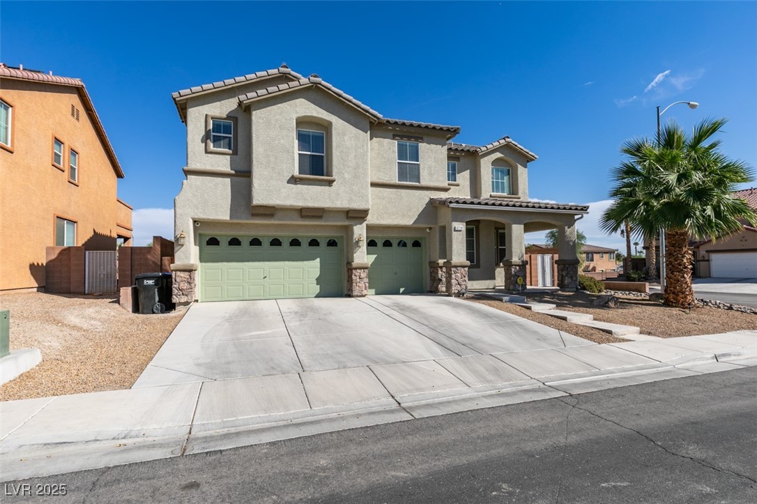 6220 Silver Edge Street