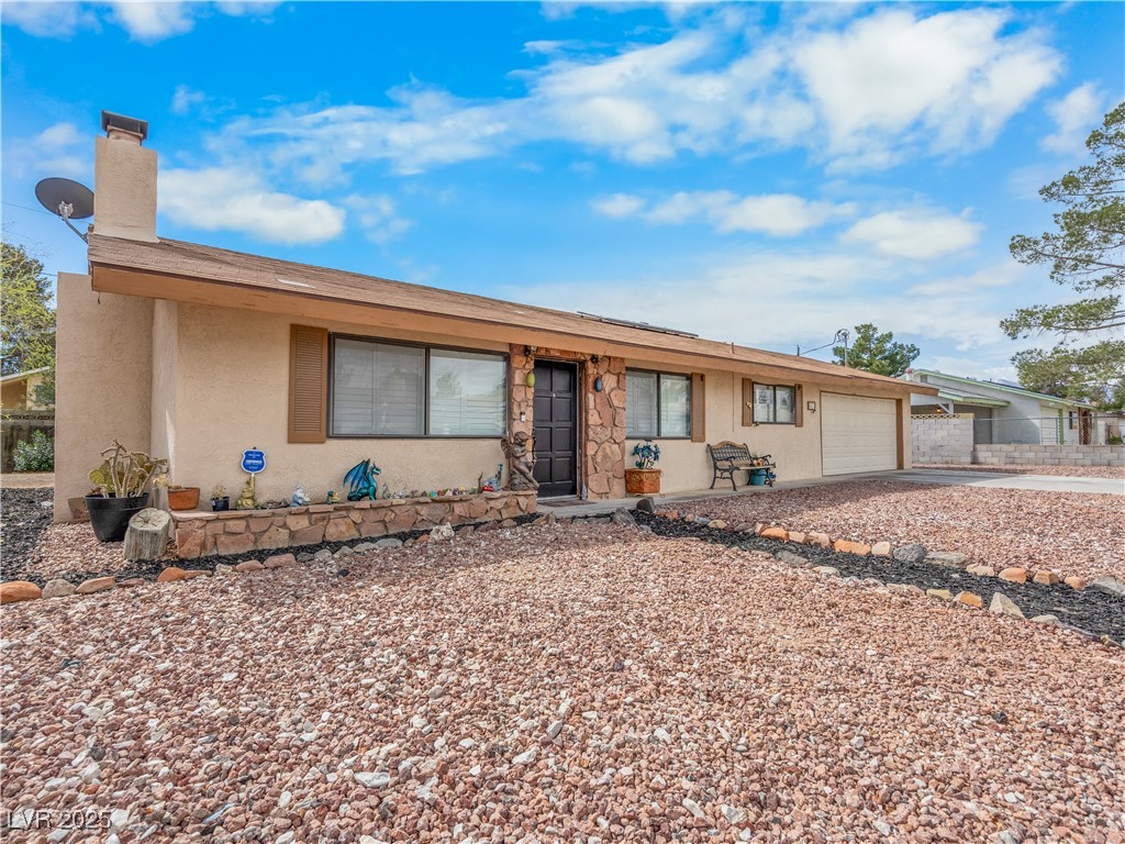 6513 Painted Desert Drive