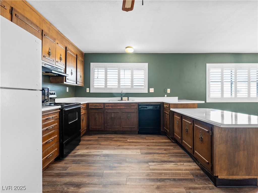 6513 Painted Desert Drive