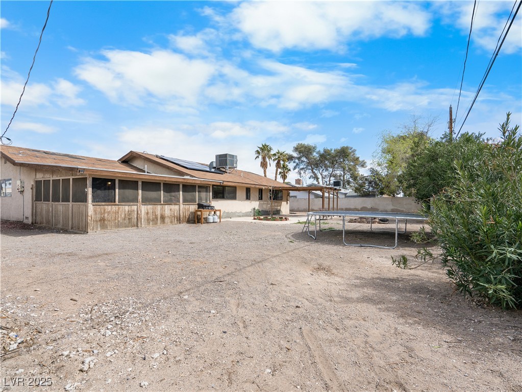 6513 Painted Desert Drive