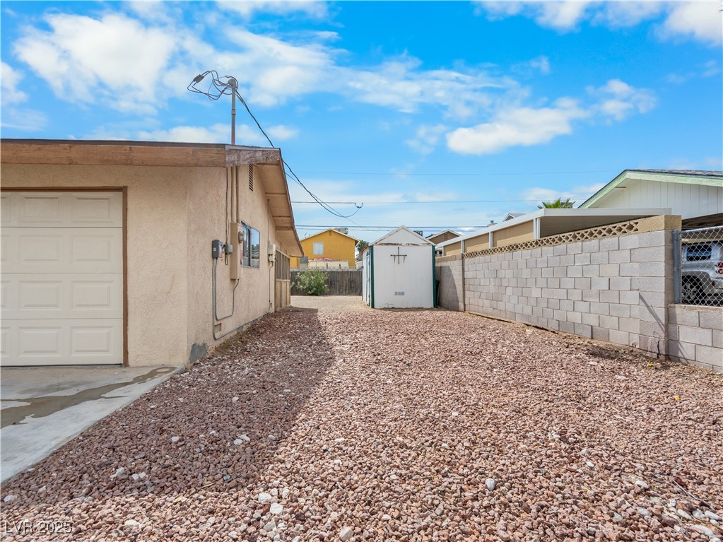 6513 Painted Desert Drive