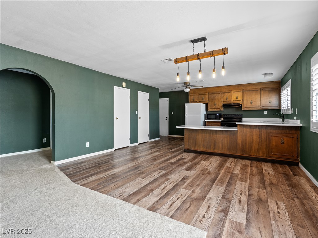 6513 Painted Desert Drive