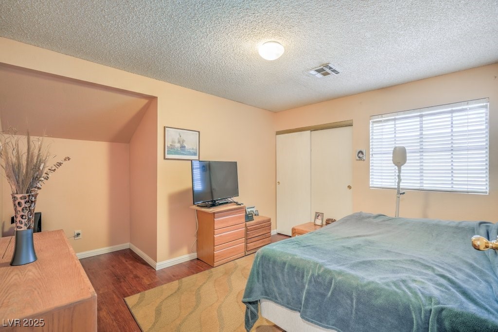 2700 Brienza Way