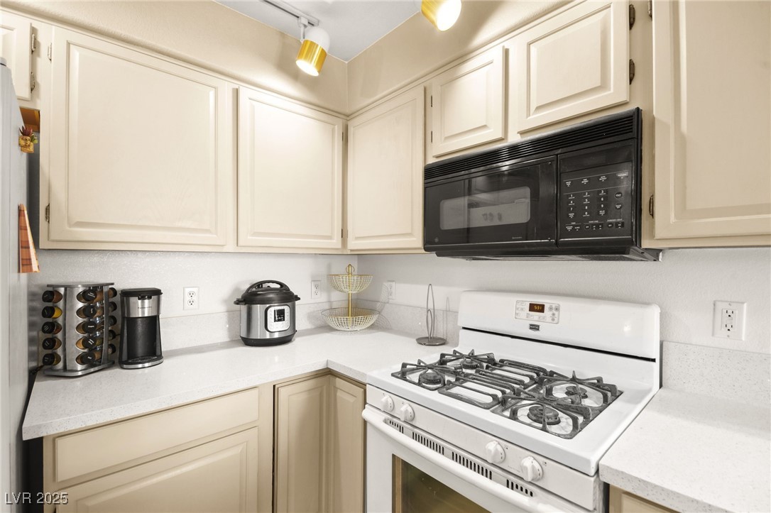 354 Sunward Drive 354