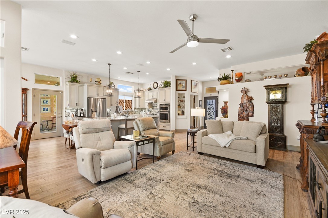10404 Longwood Drive