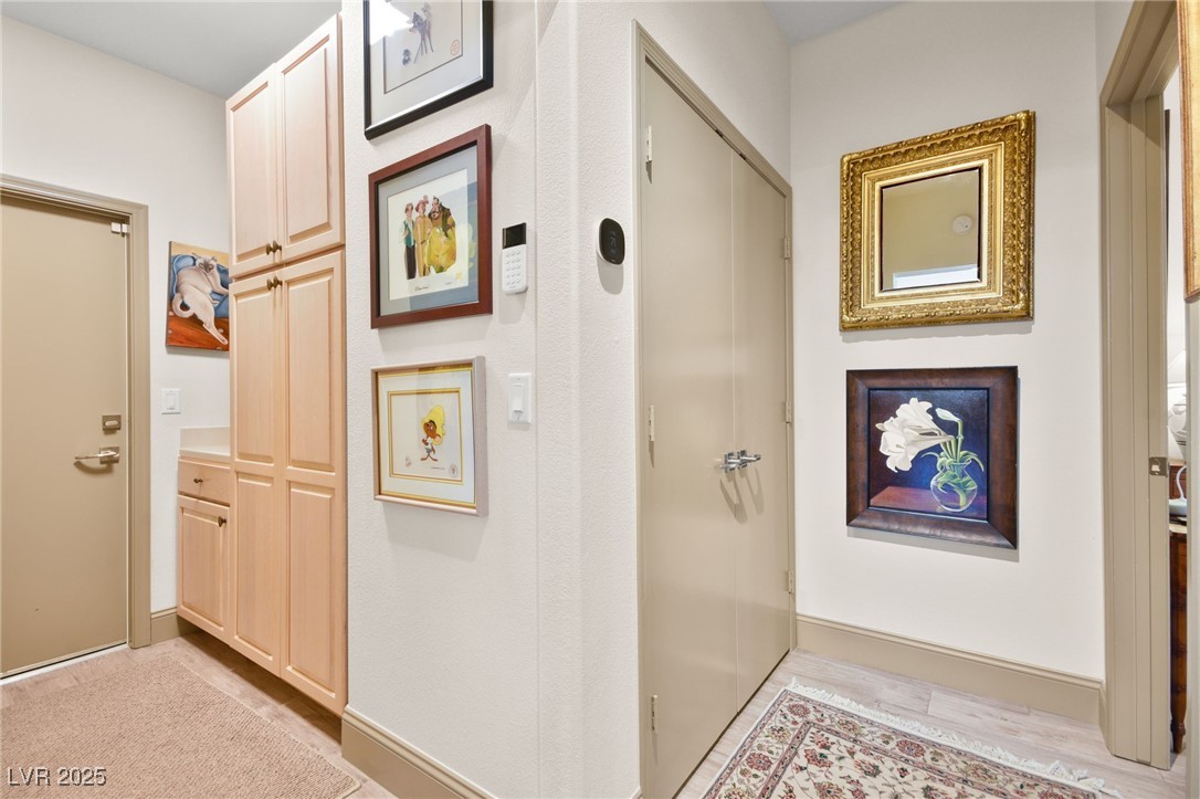 10404 Longwood Drive