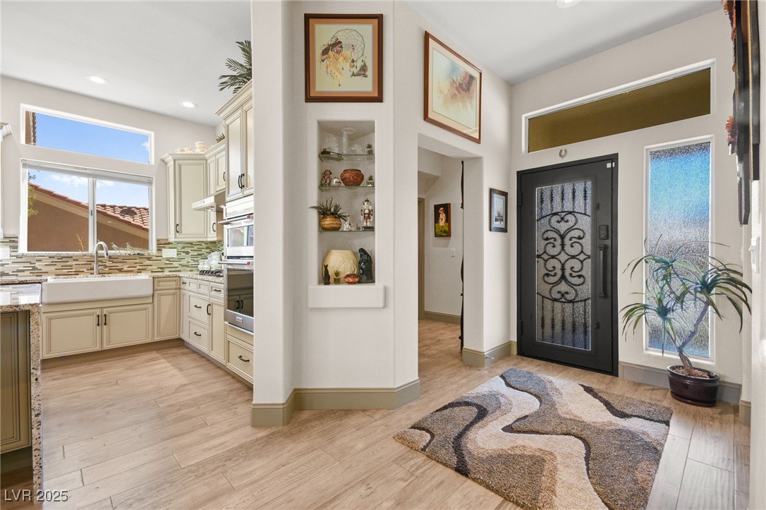 10404 Longwood Drive