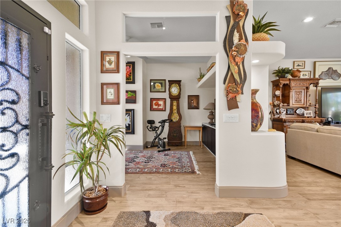 10404 Longwood Drive