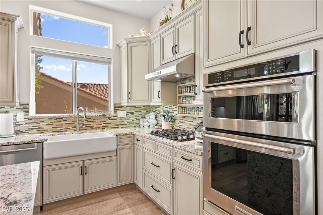 10404 Longwood Drive