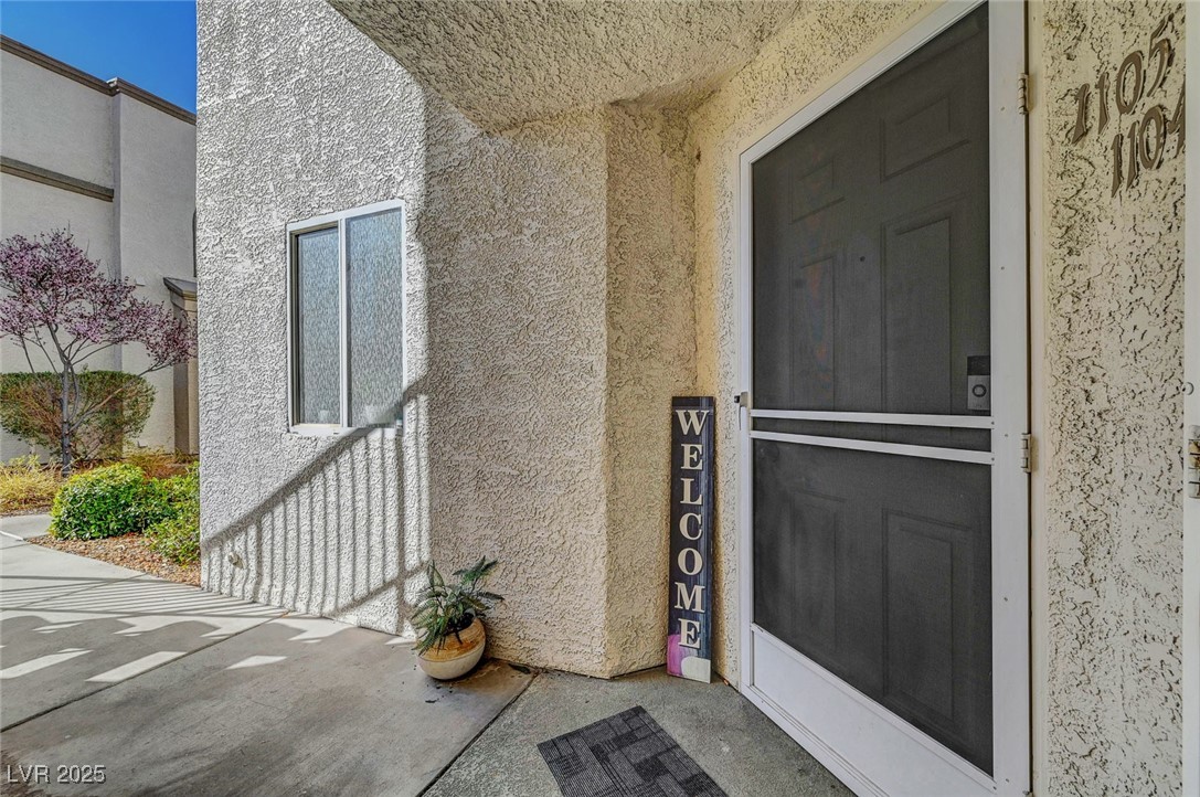 3125 North Buffalo Drive 1105