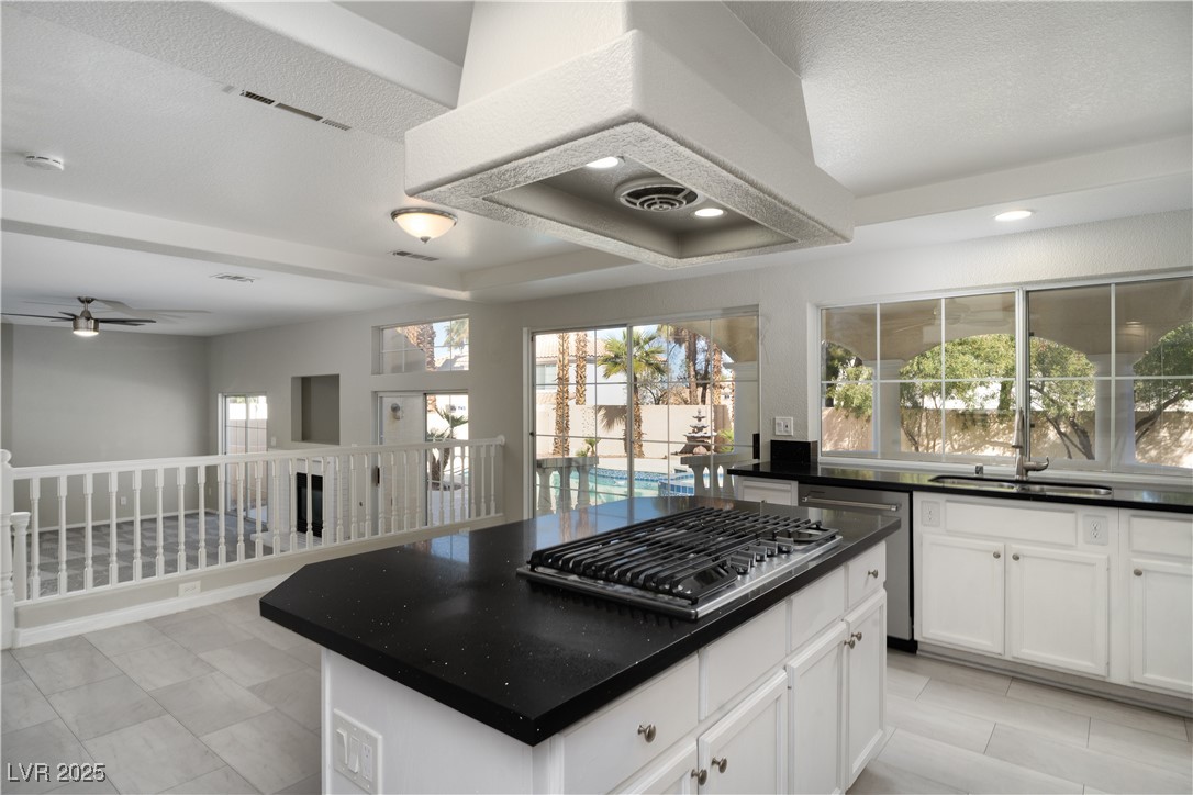 2528 Furnace Creek Avenue