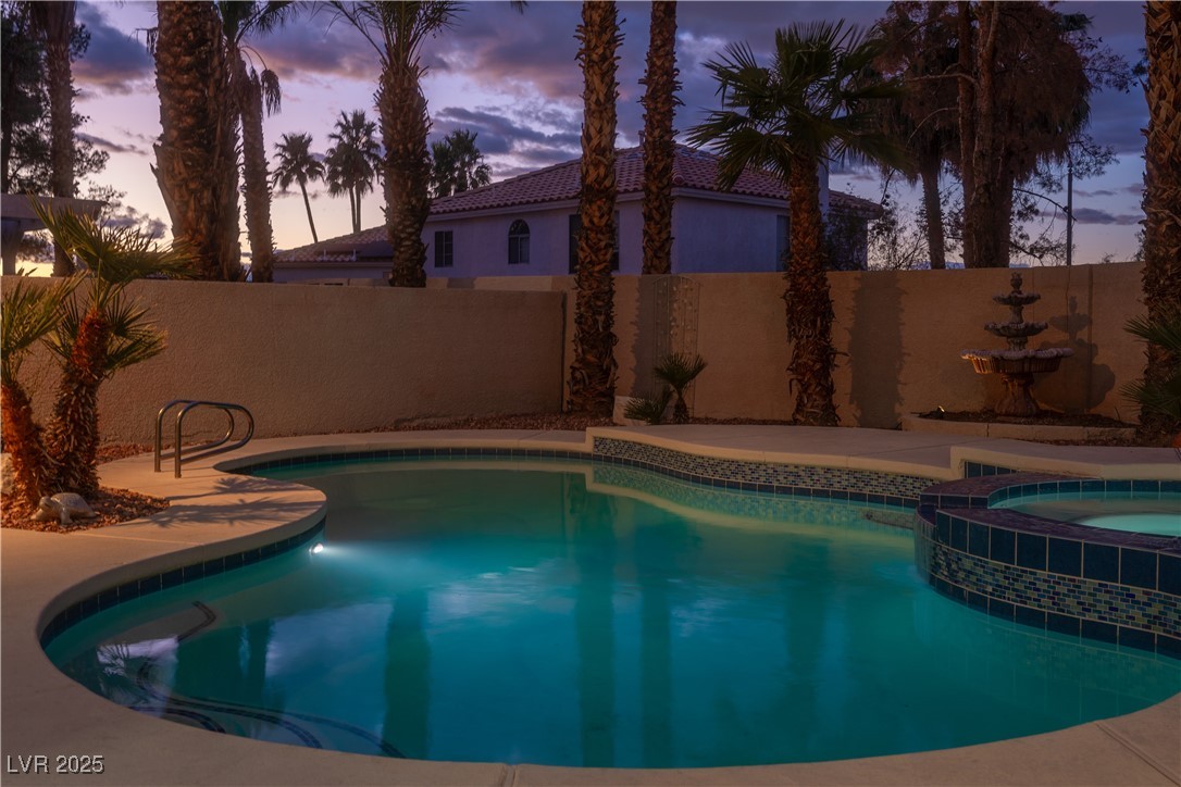 2528 Furnace Creek Avenue