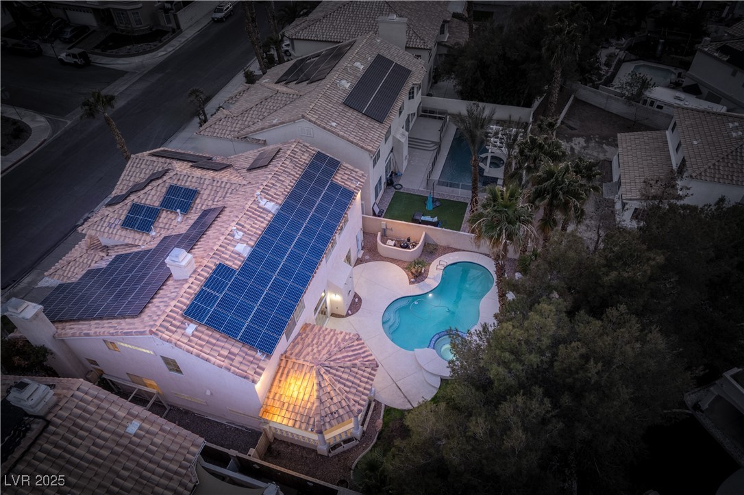 2528 Furnace Creek Avenue