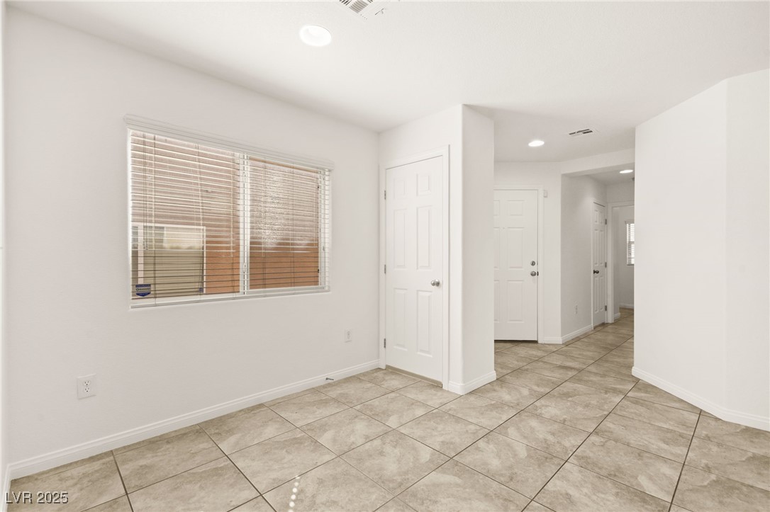 3920 Beverly Elms Street