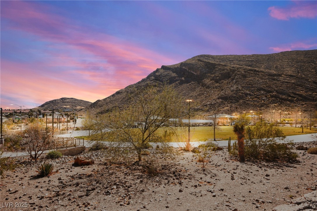 3920 Beverly Elms Street