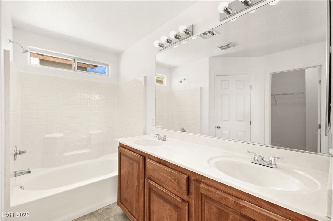 3920 Beverly Elms Street