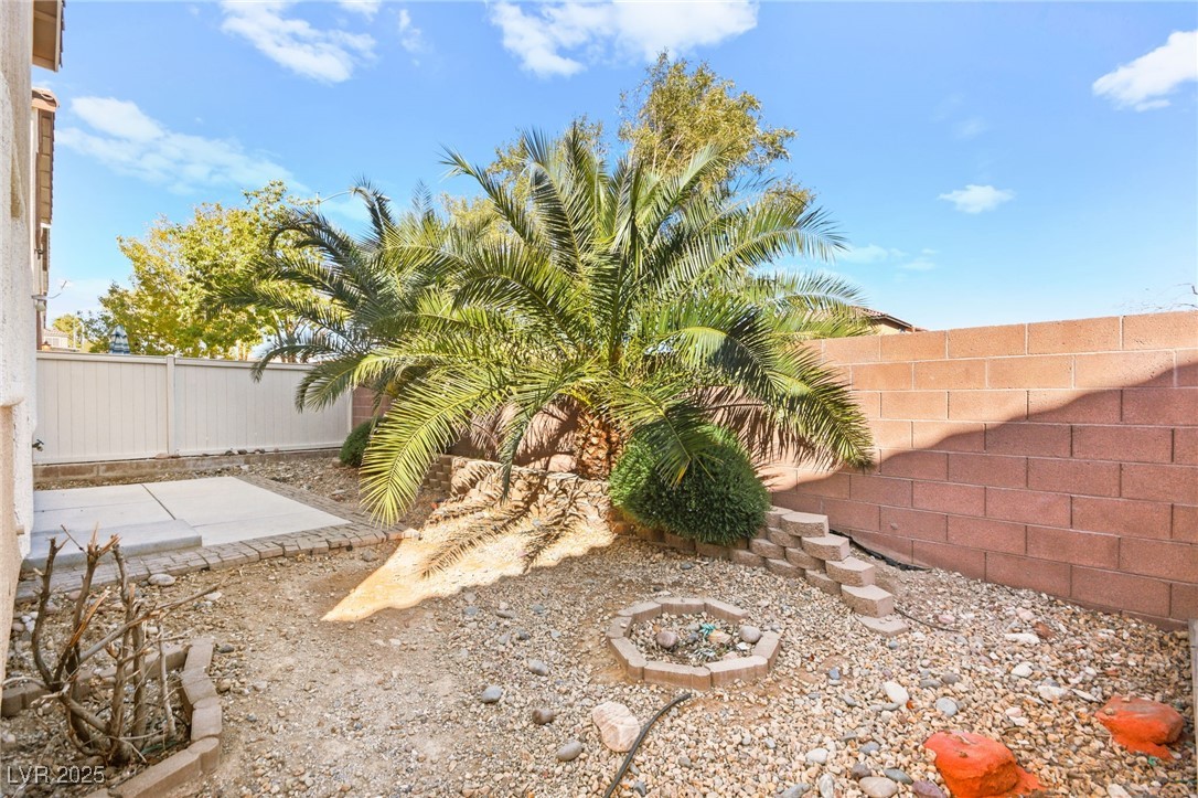 3920 Beverly Elms Street